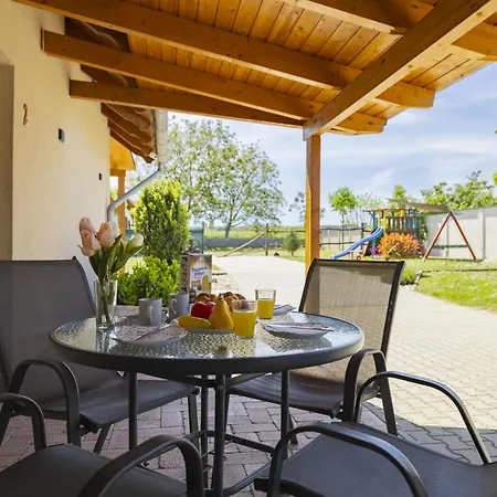 Appartamento Lena 2 By Interhome